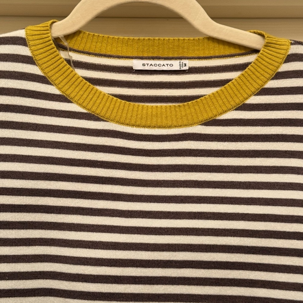 NWOT Staccato Long Sleeve Top Size Medium - Picture 5 of 6